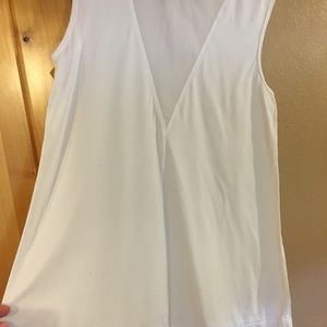 White lululemon tank